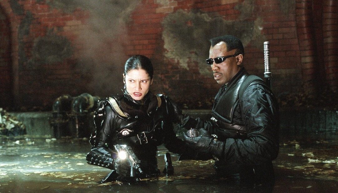 Przeciętny sequel – recenzja filmu “Blade 2 – Wieczny Łowca”