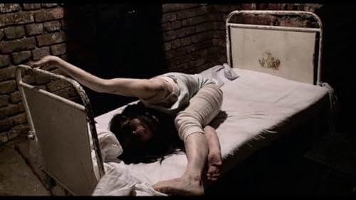 Niech dobry Bóg wybaczy scenarzystom – recenzja filmu „Demony”